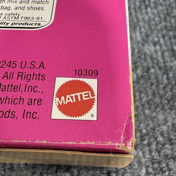 Vintage 1992 Barbie Doll Collectors Edition Wacky Warehouse Kool-Aid Mattel 1030 - Picture 7 of 9